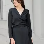Rochie petrecuta de satin