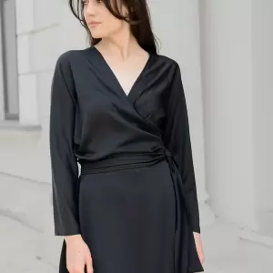 Rochie petrecuta de satin